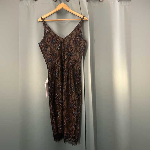 Fiona Lace Overlay Metallic Highlight Dress, Dress The Population, New With Tags - Picture 3 of 7